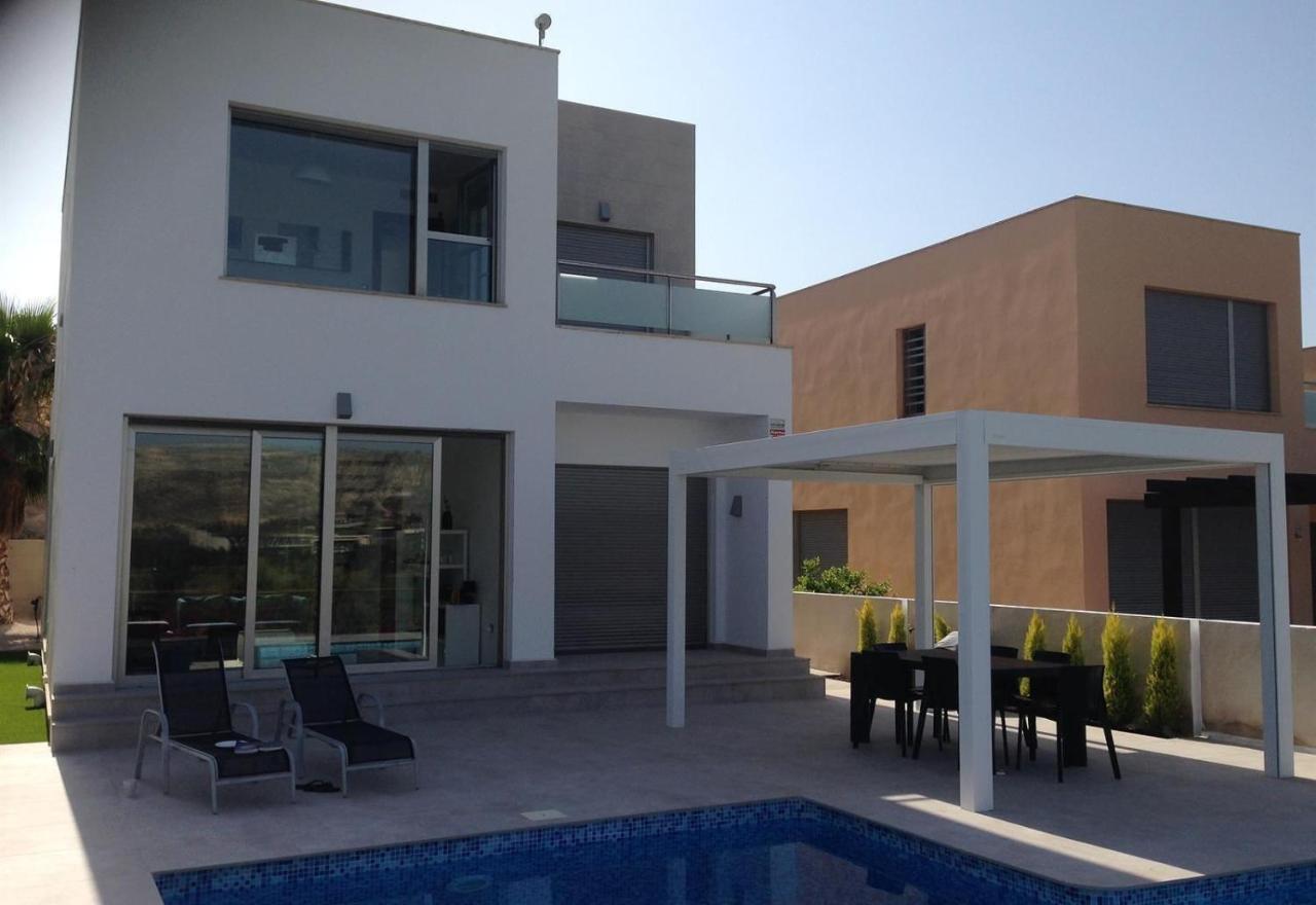 Modern Villa Frontline Golf Алгорфа Екстериор снимка
